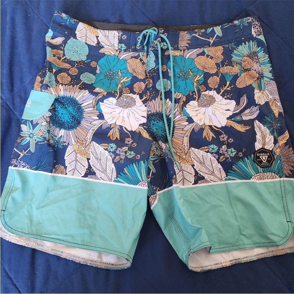Vissla men’s 36 swim trunk